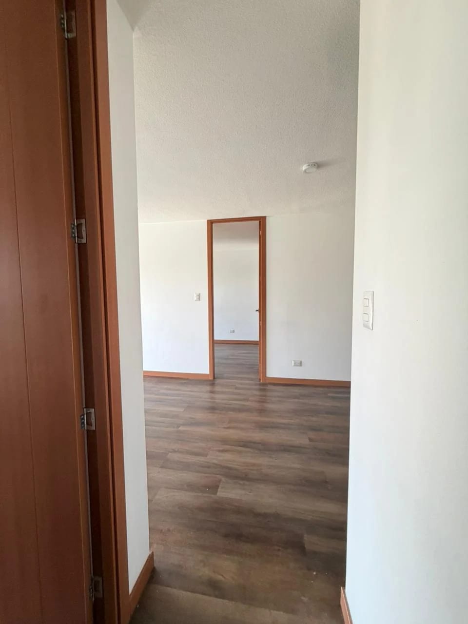 Renta Apto | Vive en Zona 11 Edificio Vidalta — Apartamento en Alquiler en Vidalta, Zona 11, Guatemala, Ciudad — foto 1 de 3