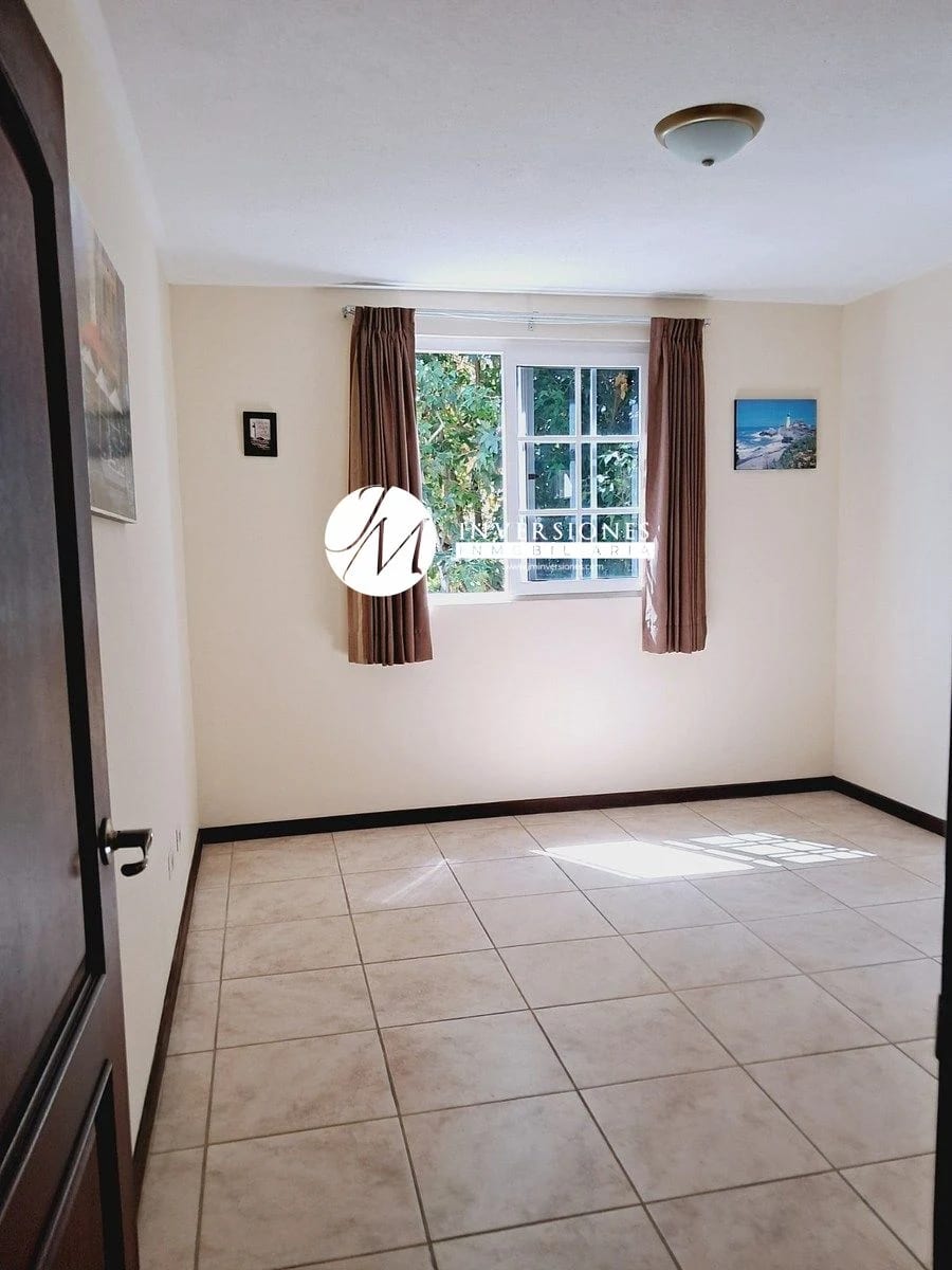 Casa en renta de 5 Dormitorios en Fraijanes — Casa en Alquiler en Plaza Madero Fraijánes, Carretera a El Salvador, Guatemala, Ciudad — foto 4 de 16