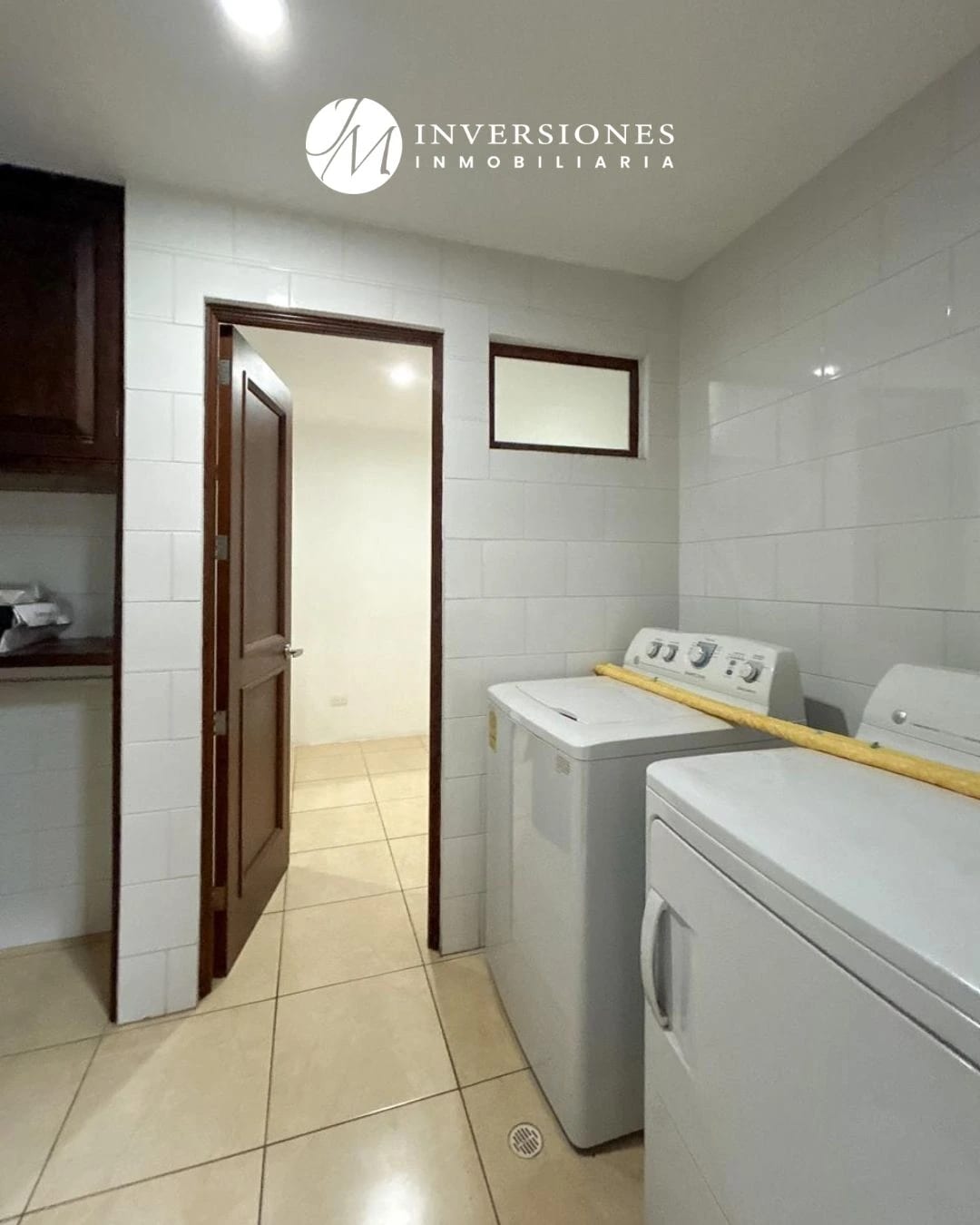 Apartamento amplio de 3 dormitorios en zona 10 — Apartamento en Alquiler en Zona 10, Guatemala, Ciudad — foto 8 de 9