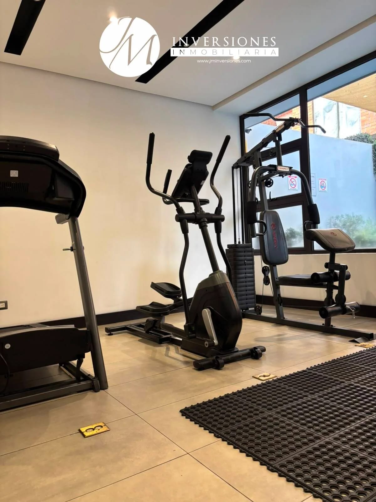 Apartamento en Venta Amueblado en zona 10 — Apartamento en Venta en Zona 10, Guatemala, Ciudad — foto 9 de 11