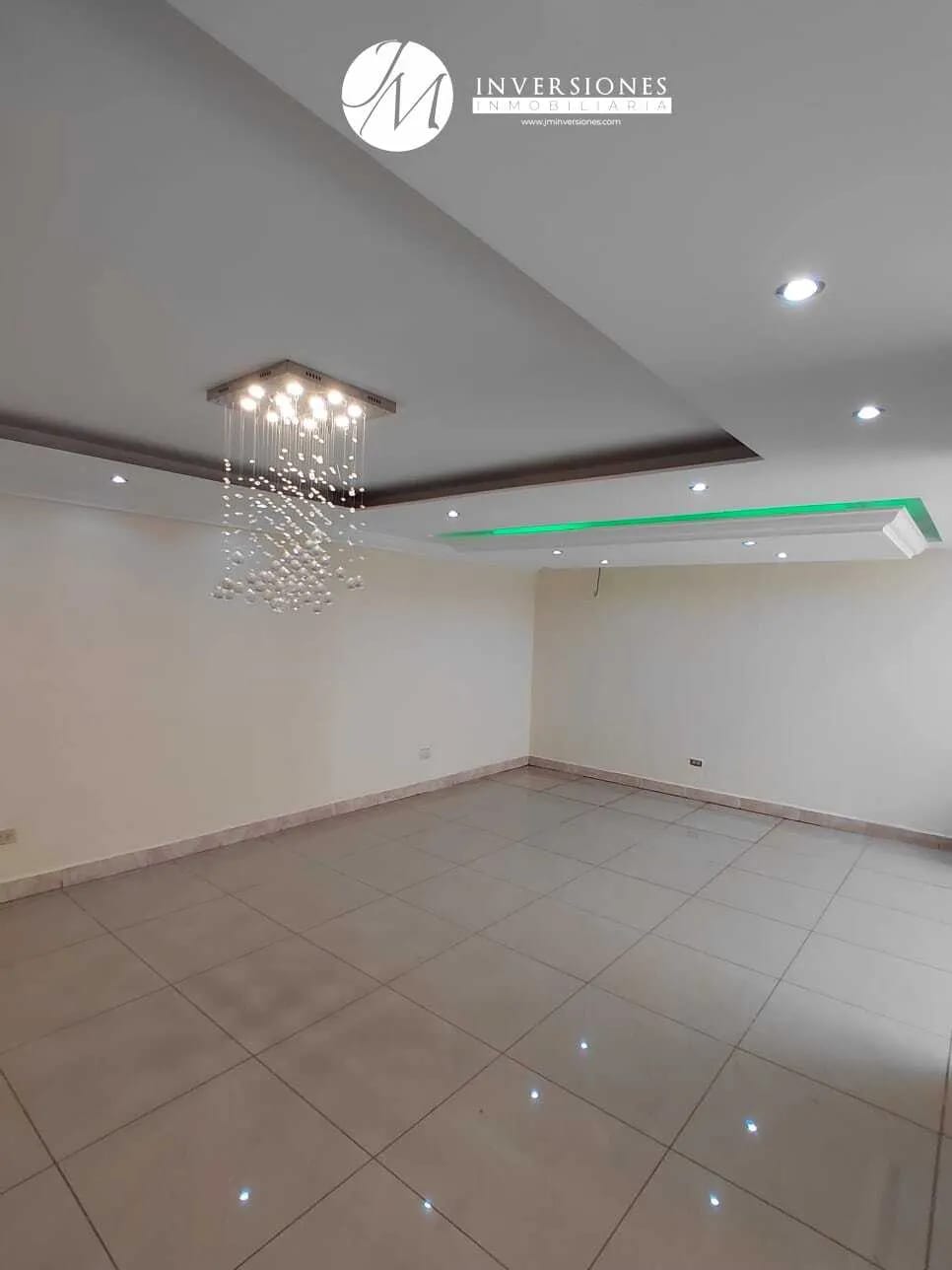 Casa en Renta de 4 Dormitorios en zona 10 — Casa en Alquiler en Zona 10, Guatemala, Ciudad — foto 4 de 13