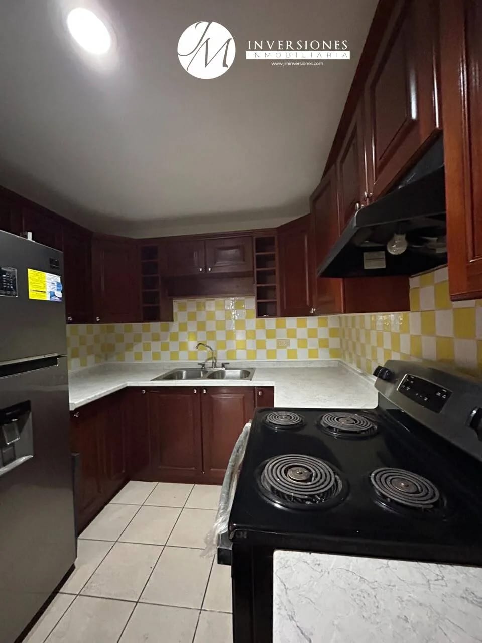 Apartamento en Renta de 3 Dormitorios en zona 14 — Apartamento en Alquiler en Zona 14, Guatemala, Ciudad — foto 4 de 17