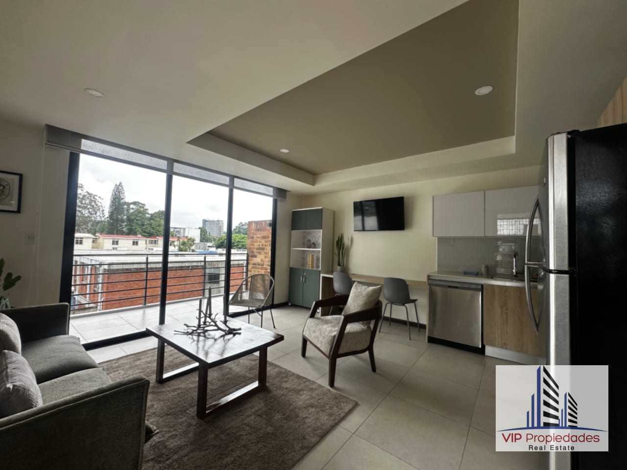 Zona 10, apartamento en alquiler — Apartamento en Alquiler en Mira, Zona 10, Guatemala, Ciudad — foto 4 de 12