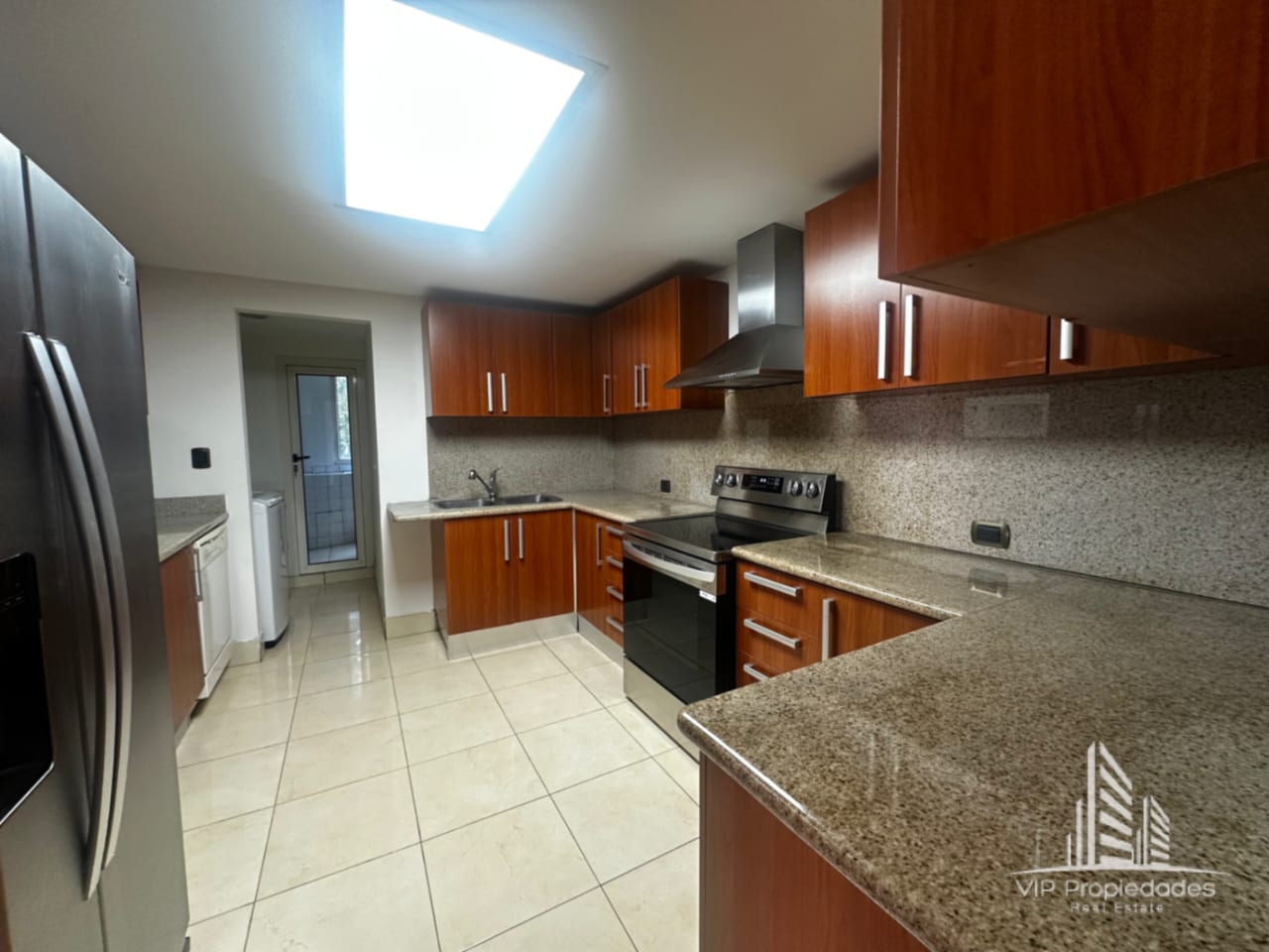 Marques del Valle, amplio apartamento en venta — Apartamento en Venta en Marqués del Valle, Zona 14, Guatemala, Ciudad — foto 4 de 12