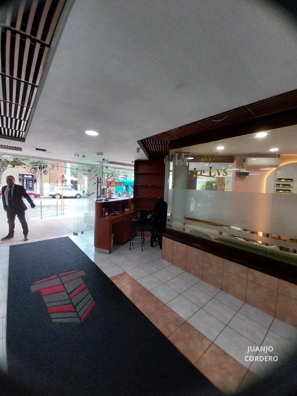 Venta de Clínica Médica – Santa Clara, Zona 10 — Clínica en Venta en Zona 10, Guatemala, Ciudad — foto 2 de 9
