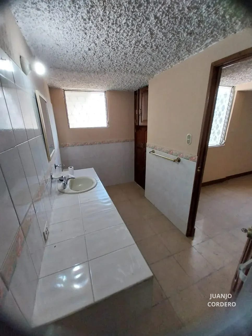 🏡🔑 ¡Se Vende Linda Casa en Residencial Valle Dorado! — Casa en Venta en Zona 8 Mixco, Guatemala, Ciudad — foto 6 de 11
