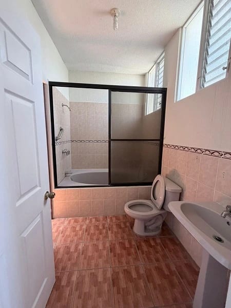 Venta de casa en Zona 02 El Zapote dentro de condominio con 4 dormitorios. — Casa en Venta en El Zapote, Zona 2, Guatemala, Ciudad — foto 12 de 15