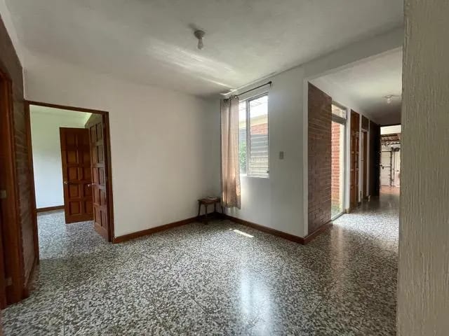 Alquiler de Casa en Zona 12 Monte Maria — Casa en Venta en Prados de Monte María, Zona 12, Guatemala, Ciudad — foto 3 de 15