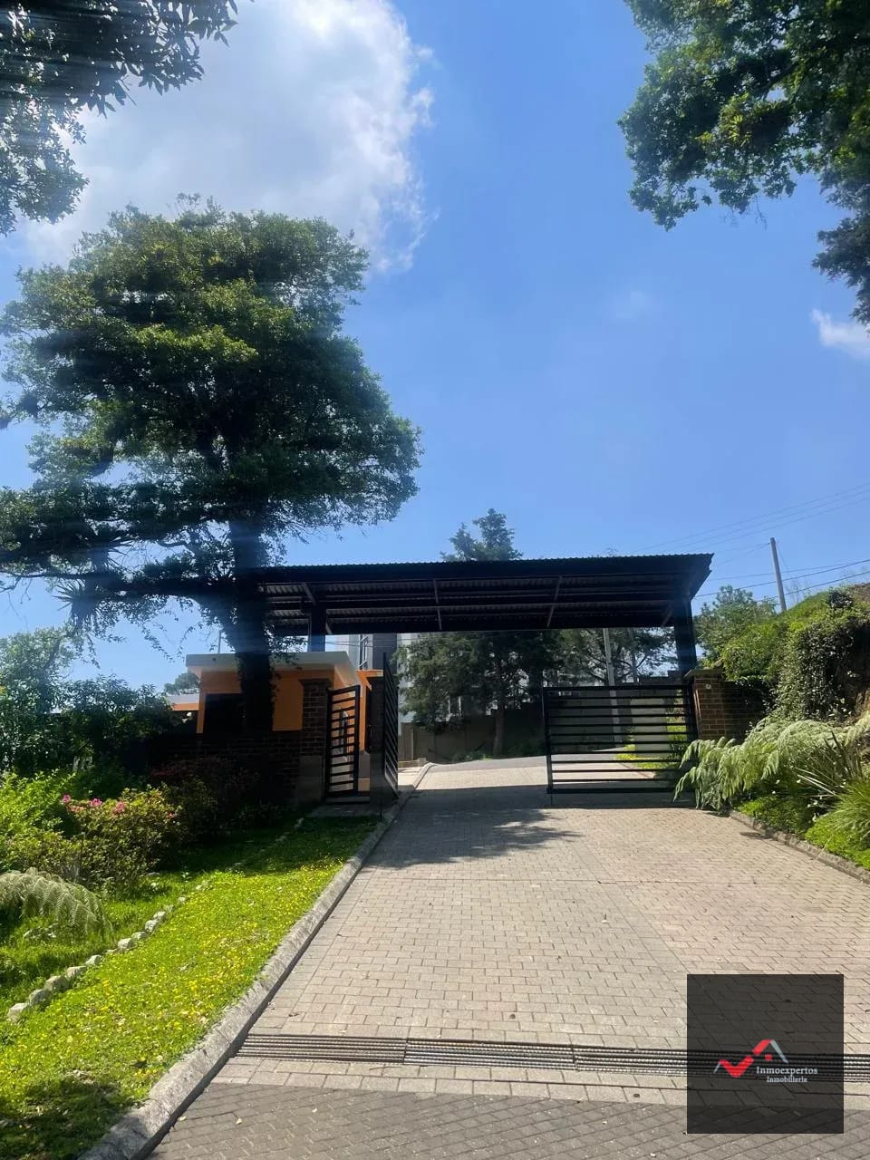 Terreno en venta Aldea Piedra Parada Cristo Rey Santa Catarina Pinula, a 3 minutos de El Pultè — Terreno en Venta en Zona 16, Guatemala, Ciudad — foto 1 de 4