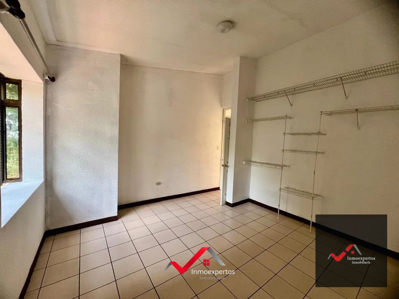 Casa en Venta – Las Maravillas, Km 27, Fraijanes — Casa en Venta en Carretera a El Salvador, Guatemala, Ciudad — foto 7 de 15