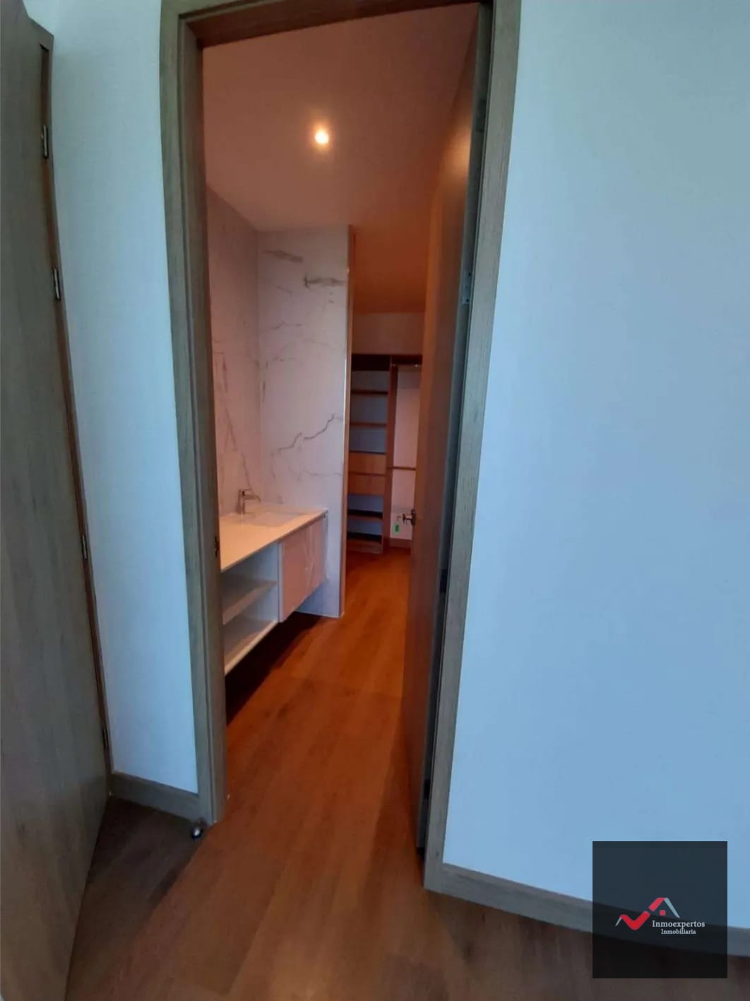 Apartamento en Renta Zona 15 Vista Hermosa I, Edificio Triva — Apartamento en Alquiler en Trivá, Zona 15, Guatemala, Ciudad — foto 12 de 17