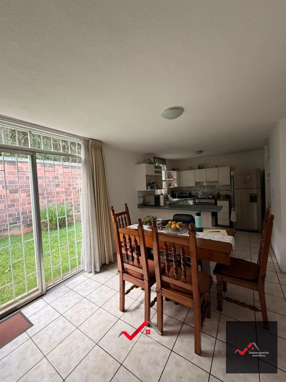 Casa en Venta | San Cristóbal, Zona 8 de Mixco — Casa en Venta en Zona 8 Mixco, Guatemala, Ciudad — foto 3 de 14