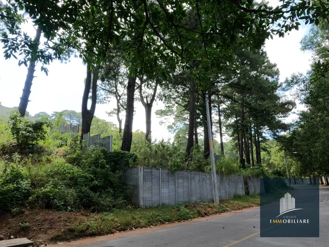 🏗️ Construye la Casa de tus Sueños en Zona 16: ✨ — Terreno en Venta en Kanajuyú, Zona 16, Guatemala, Ciudad — foto 9 de 15