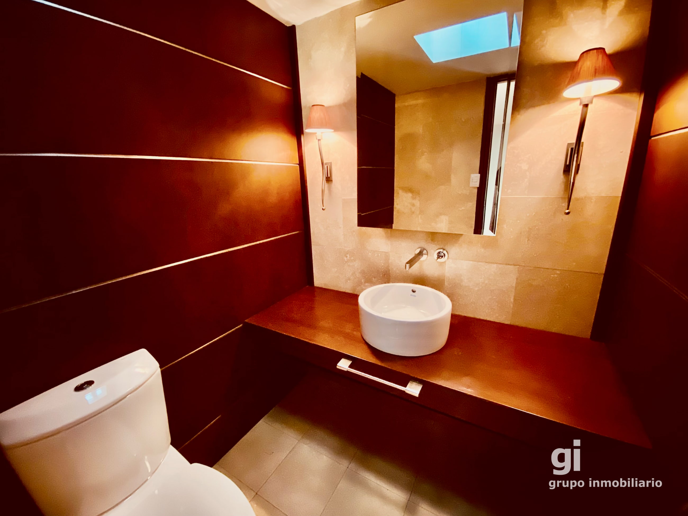 Casa en Condominio privado doble garita zona 14 - 4