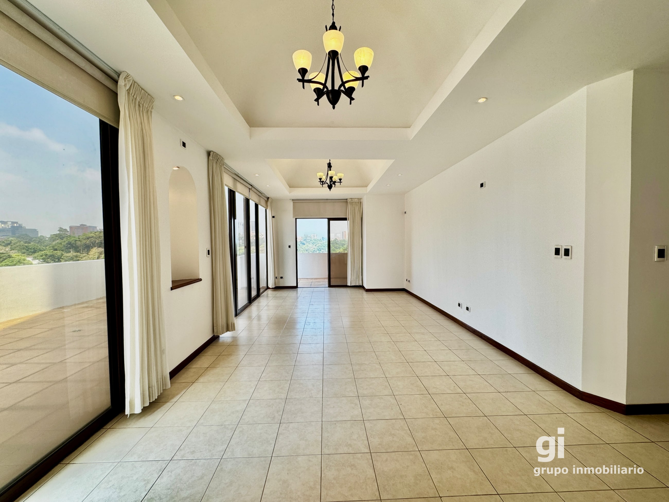 Apartamento en alquiler para quienes valoran los espacios abiertos y las vistas aseguradas - 4