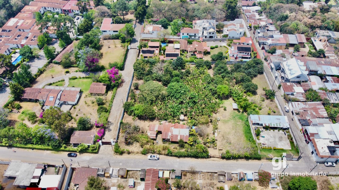 Interesante propiedad en venta en San Juan El Obispo — Terreno en Venta en Antigua, Sacatepéquez — foto 3 de 3