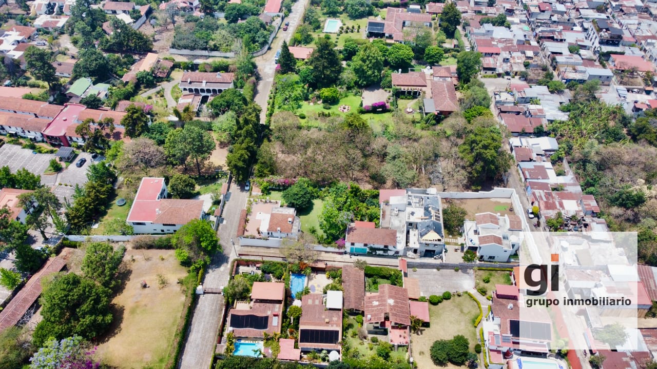 Interesante propiedad en venta en San Juan El Obispo — Terreno en Venta en Antigua, Sacatepéquez — foto 2 de 4