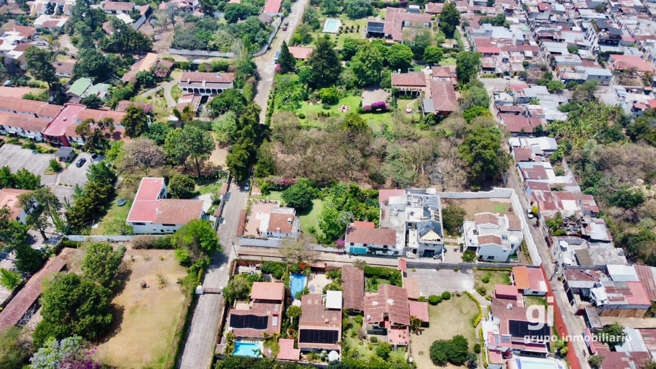 Interesante propiedad en venta en San Juan El Obispo — Terreno en Venta en Antigua, Sacatepéquez — foto 2 de 3