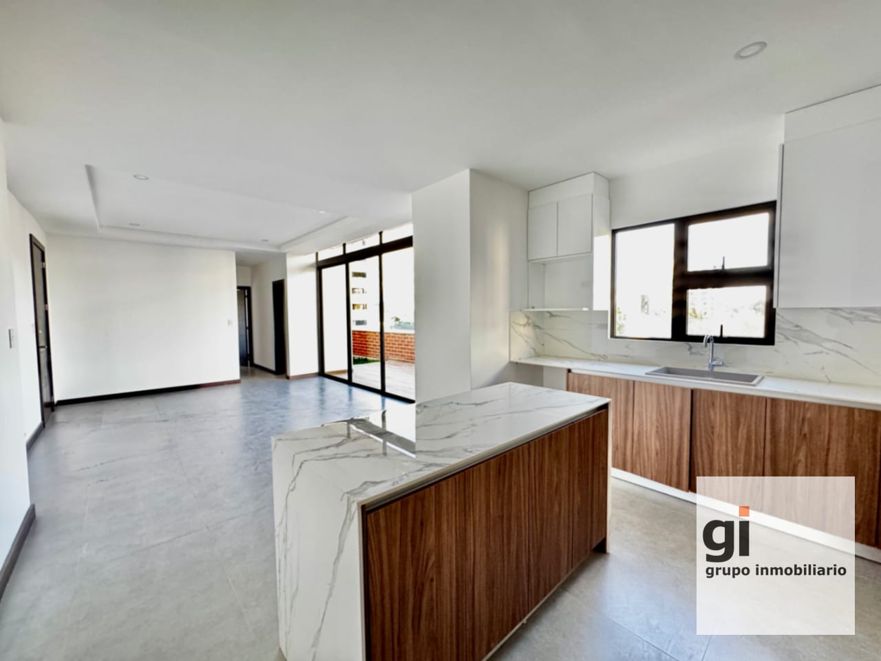 Apartamento con jardín y vista en zona 15, 3 dormitorios. — Apartamento en Venta en Zona 15, Guatemala, Ciudad — foto 11 de 13