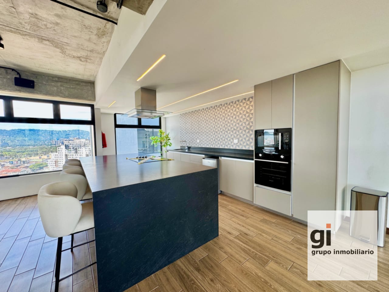Apartamento de 2 dormitorios, nivel alto, zona 4 — Apartamento en Venta en Zona 4, Guatemala, Ciudad — foto 12 de 17