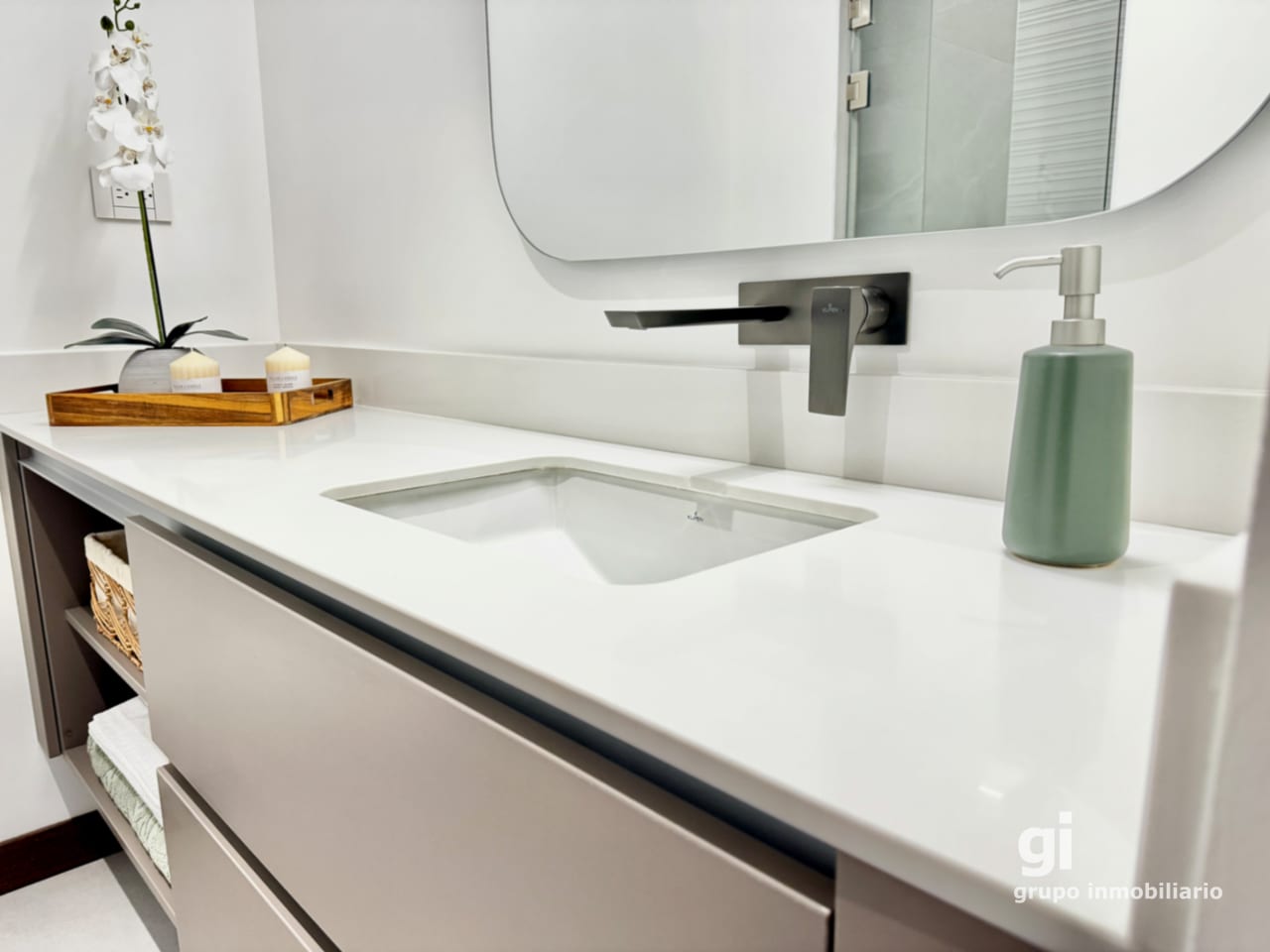 Apartamento en venta por Oakland — Apartamento en Venta en Zona 10, Guatemala, Ciudad — foto 12 de 14