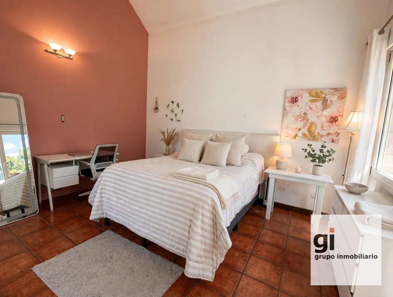 Casa en Venta en Zona 10. Gran Oportunidad — Casa en Venta en Zona 10, Guatemala, Ciudad — foto 9 de 12