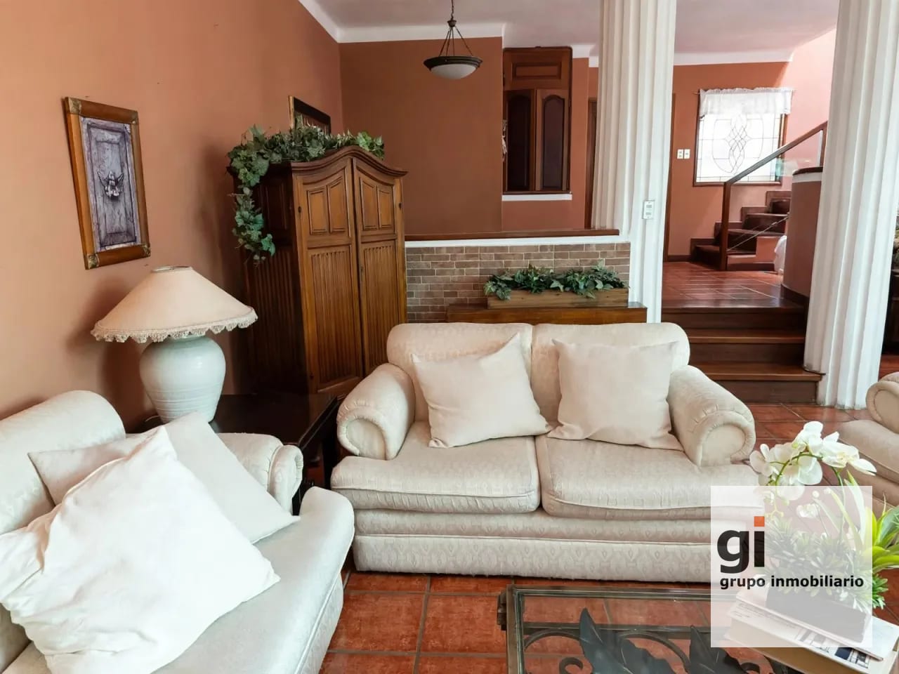 Casa en Venta en Zona 10. Gran Oportunidad — Casa en Venta en Zona 10, Guatemala, Ciudad — foto 1 de 12
