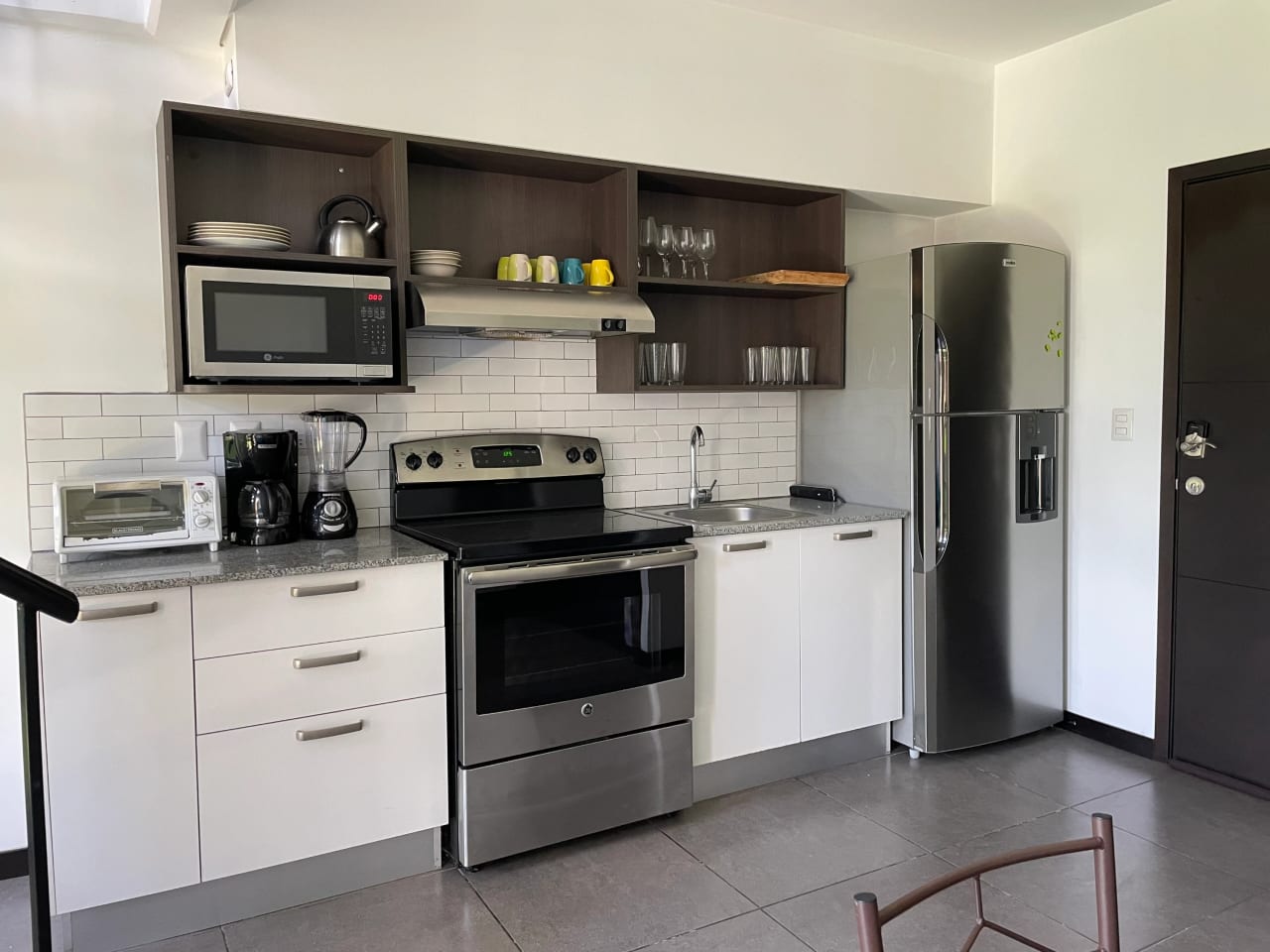 Apartamento de 1 Habitación con Jardín en zona 10 — Apartamento en Alquiler en Ciudad Vieja, Zona 10, Guatemala, Ciudad — foto 4 de 14
