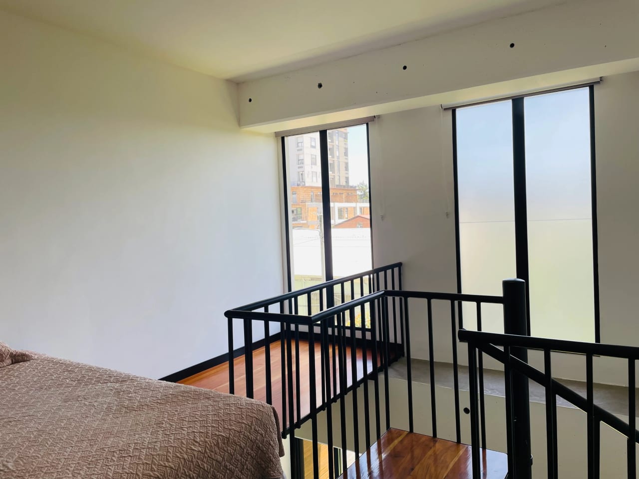 Apartamento de 1 Habitación con Jardín en zona 10 — Apartamento en Alquiler en Ciudad Vieja, Zona 10, Guatemala, Ciudad — foto 8 de 14