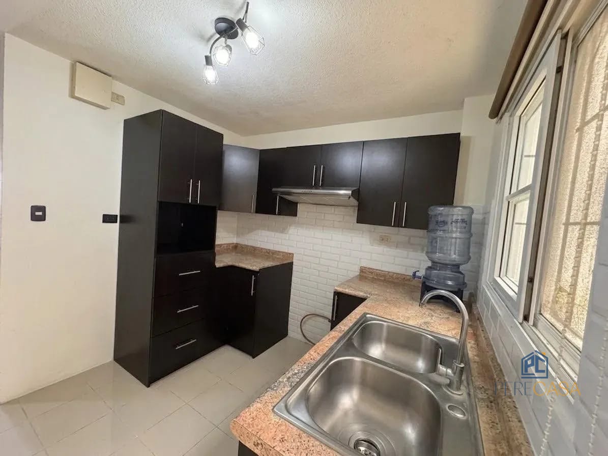 Casa en Venta – Condado de las Fuentes, Zona 18 — Casa en Venta en Zona 18, Guatemala, Ciudad — foto 8 de 11
