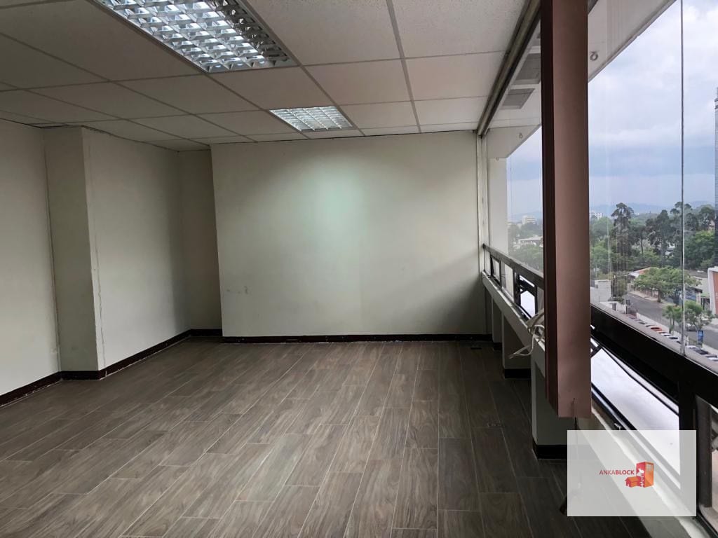 En Géminis zona 10 — Oficina en Alquiler en Zona 10, Guatemala, Ciudad — foto 3 de 4