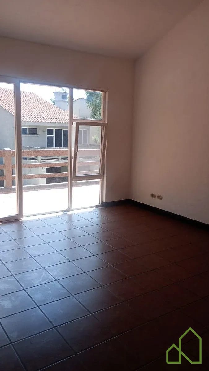 Townhouse en Alquiler Villas del Campo, km.13 a El Salvador — Casa en Alquiler en Villas del Campo, Carretera a El Salvador, Guatemala, Ciudad — foto 9 de 11
