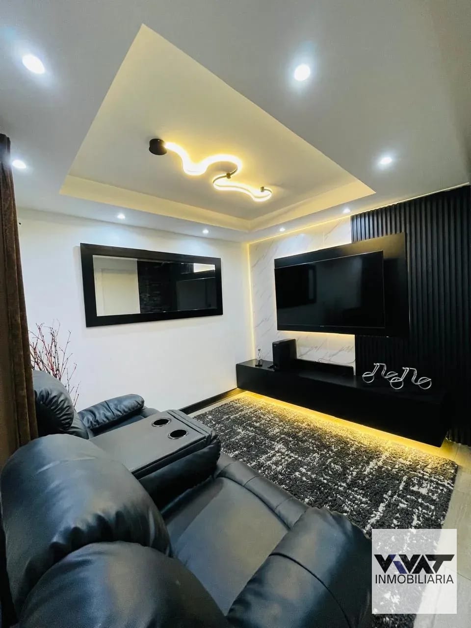 Casa en Venta en Residencias Arboretto, zona 10 de Santa Catarina Pinula — Casa en Venta en Santa Catarina Pinula, Guatemala, Ciudad — foto 1 de 6