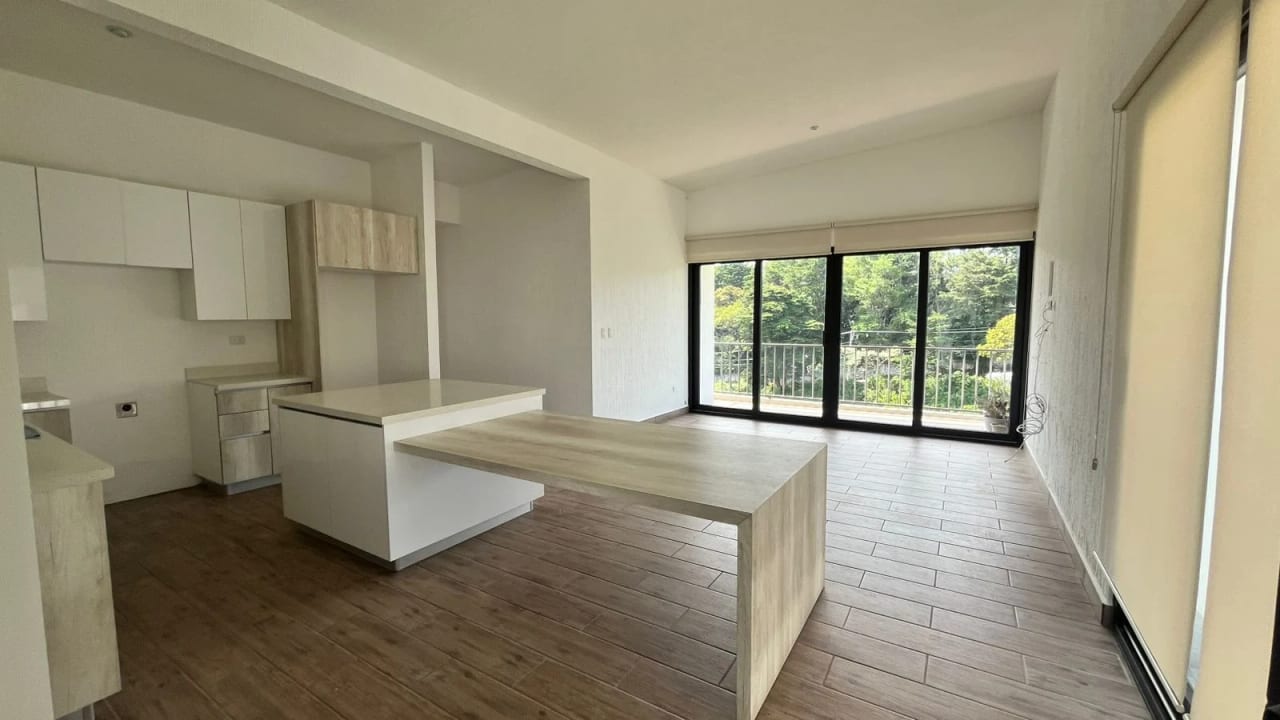 Precioso Penthouse en Serena de Arrazola — Apartamento en Venta en Carretera a El Salvador, Guatemala, Ciudad — foto 2 de 16