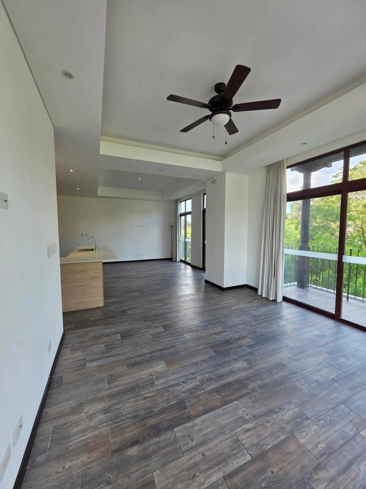 Apartamento en renta, Lirios de Cayalá zona 16 — Apartamento en Alquiler en Lirios de Cayalá I, Zona 16, Guatemala, Ciudad — foto 3 de 8