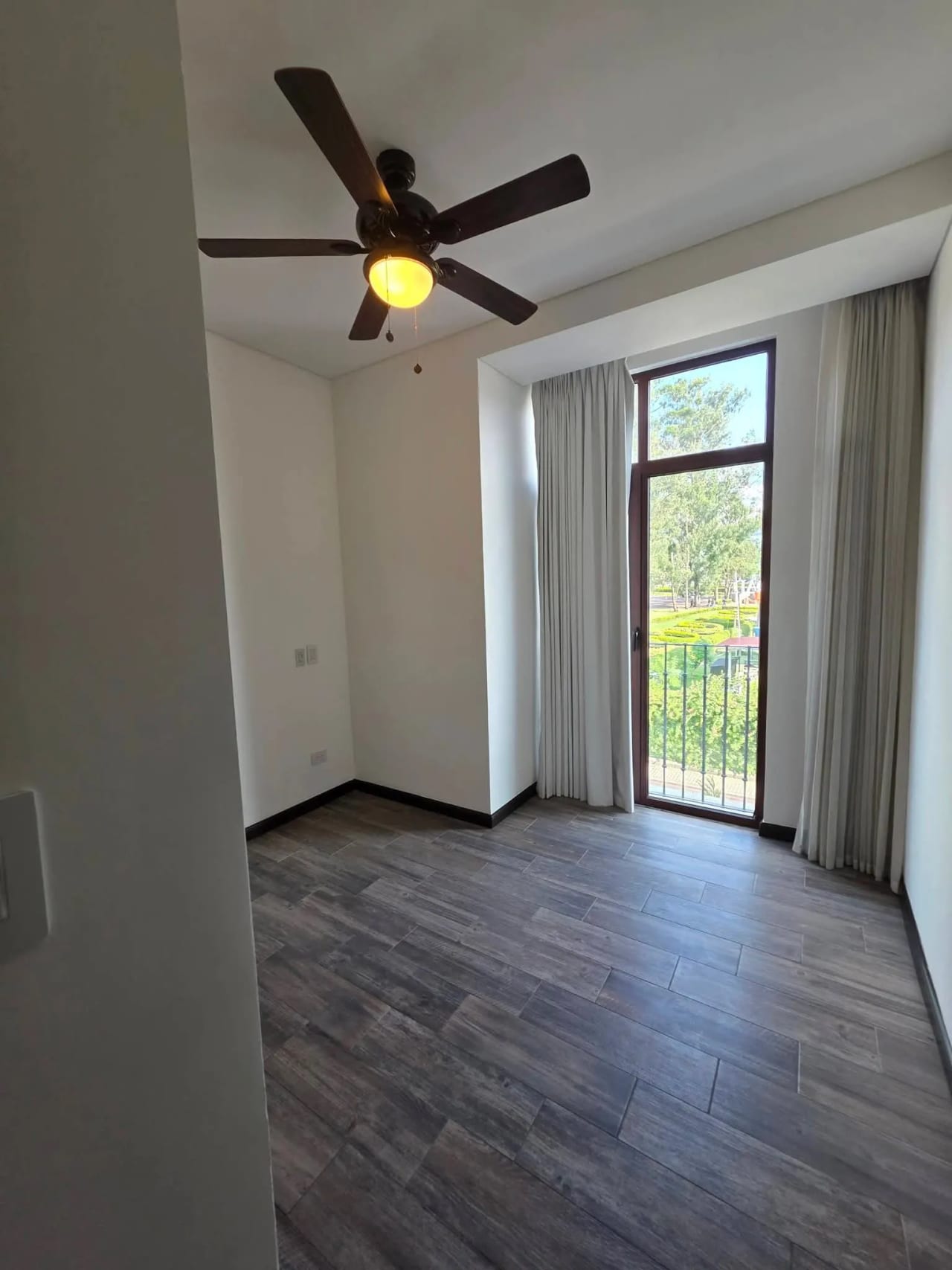 Apartamento en renta, Lirios de Cayalá zona 16 — Apartamento en Alquiler en Lirios de Cayalá I, Zona 16, Guatemala, Ciudad — foto 5 de 8