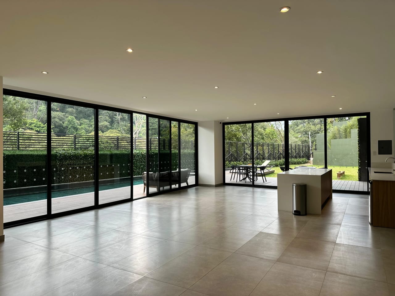 Exclusivo apartamento amueblado en renta, Spazio z 15 — Apartamento en Alquiler en Spazio, Zona 15, Guatemala, Ciudad — foto 12 de 12