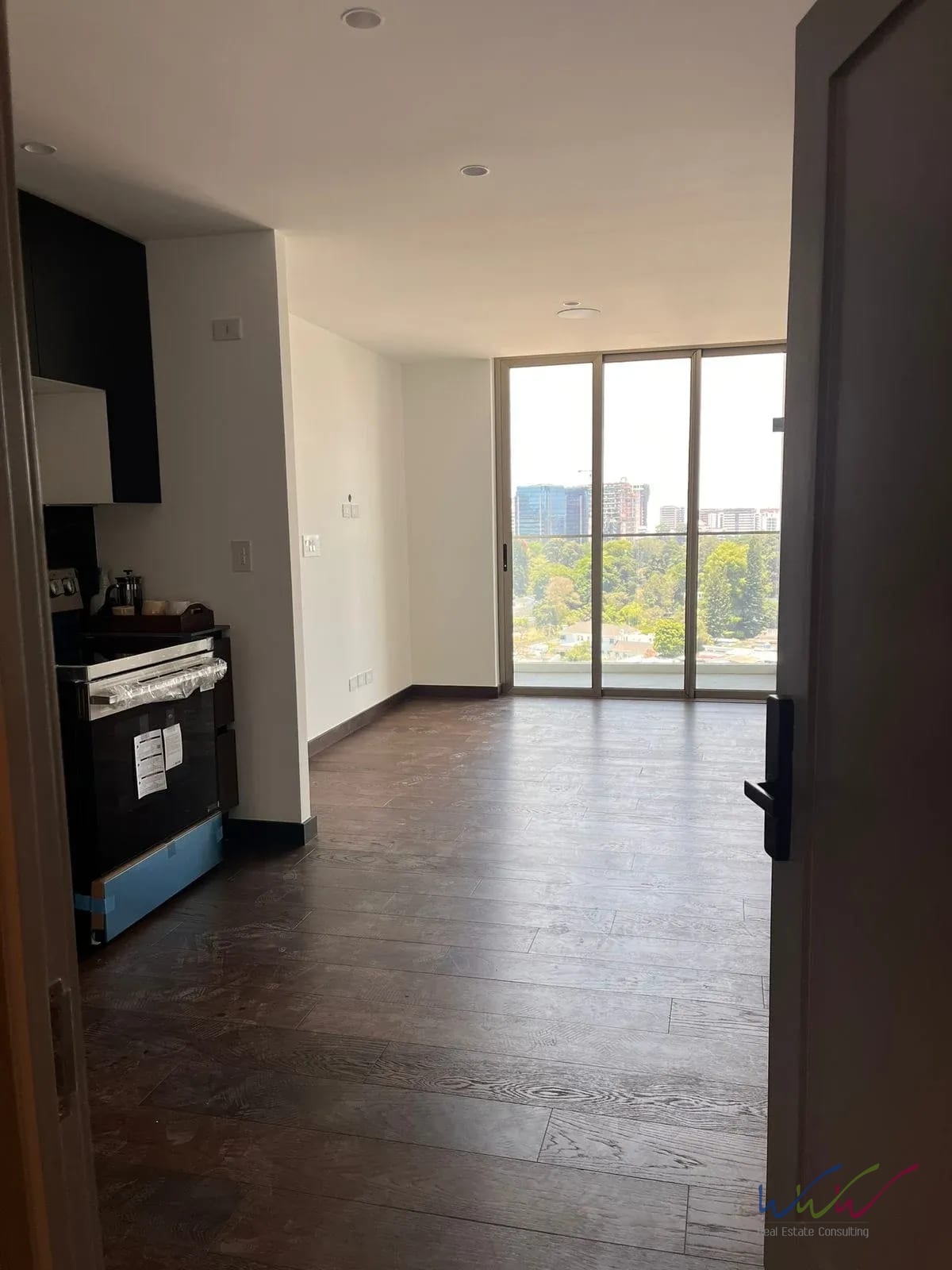 Rento apartamento para estrenar en edificio Atarah, zona 10 — Apartamento en Alquiler en Atarah, Zona 10, Guatemala, Ciudad — foto 4 de 13