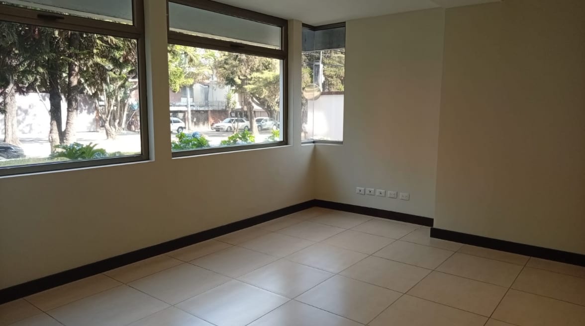 OFICINA ZONA 14 — Oficina en Alquiler en Zona 14, Guatemala, Ciudad — foto 4 de 10