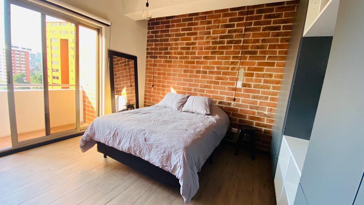 Apartarmento Amueblado y Equipado Zona 10 — Apartamento en Venta en Zona 10, Guatemala, Ciudad — foto 5 de 14