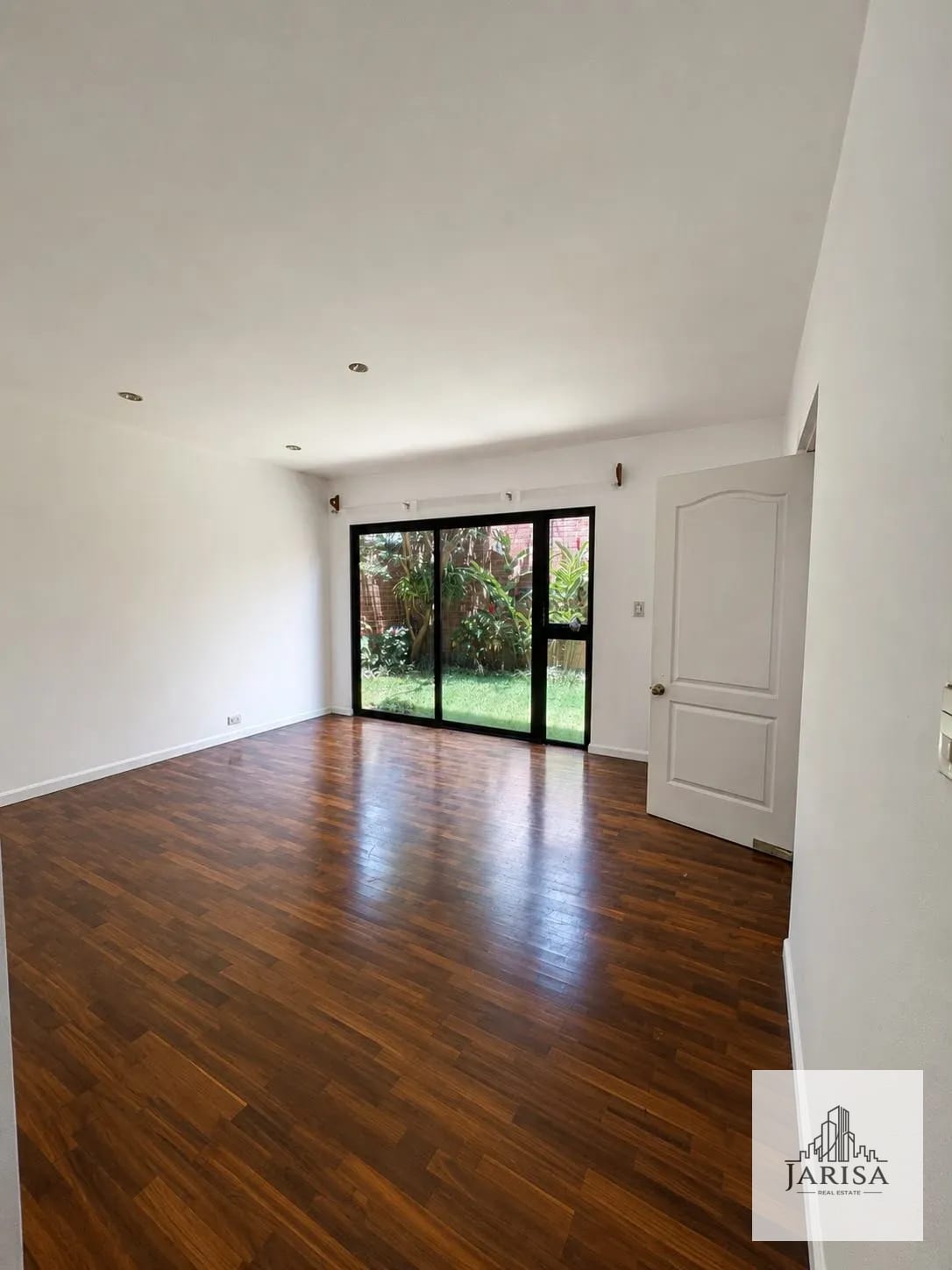 Linda Casa en Renta Elgin — Casa en Alquiler en Elgin, Zona 13, Guatemala, Ciudad — foto 3 de 12