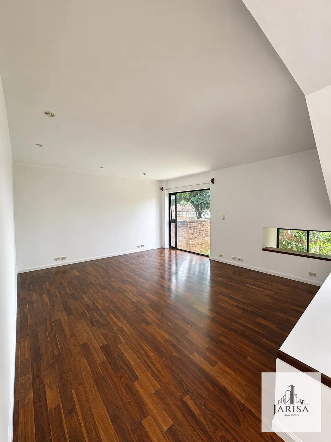 Linda Casa en Renta Elgin — Casa en Alquiler en Elgin, Zona 13, Guatemala, Ciudad — foto 6 de 12