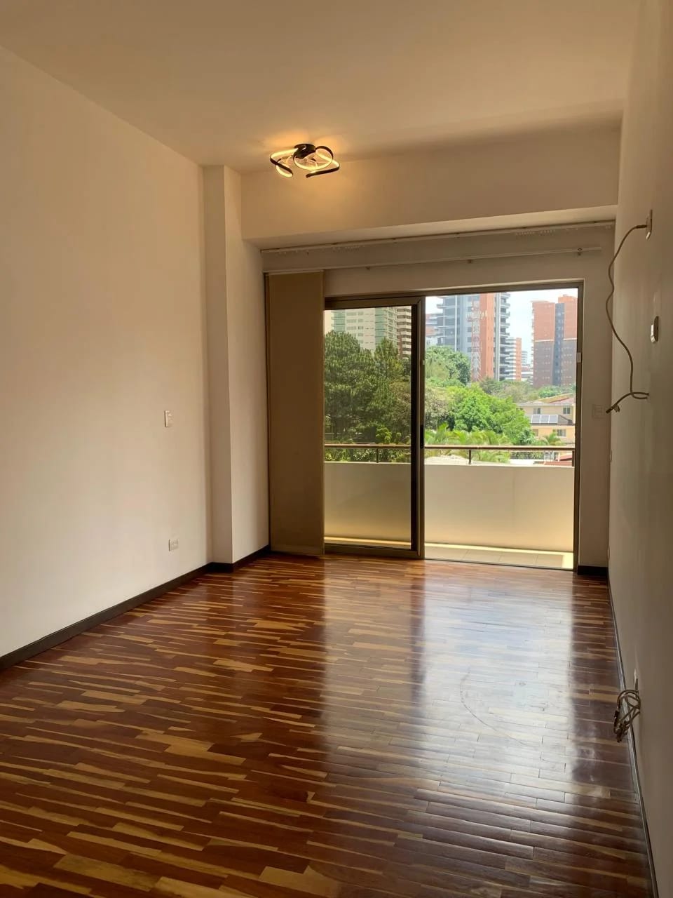 Apto en renta en zona 14!! — Apartamento en Alquiler en Zona 14, Guatemala, Ciudad — foto 4 de 9