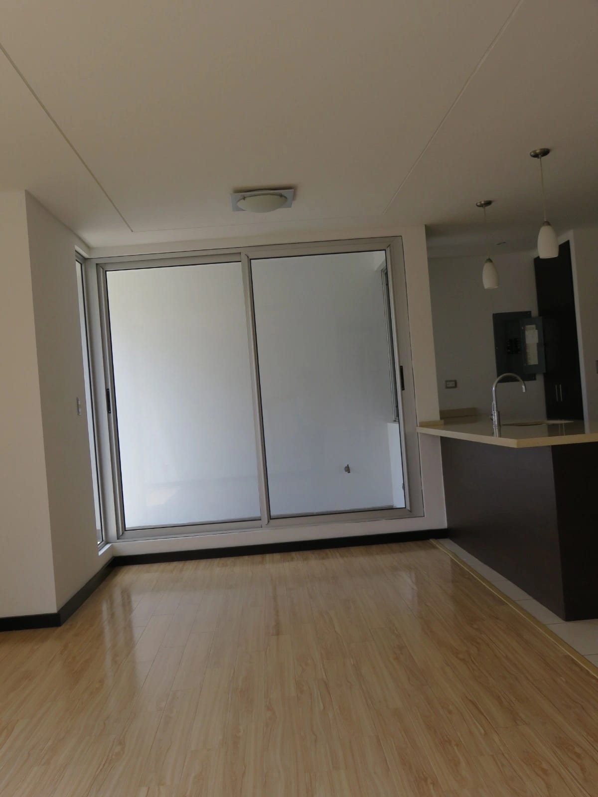 Depto en renta en zona 14 — Apartamento en Alquiler en Zona 14, Guatemala, Ciudad — foto 2 de 4