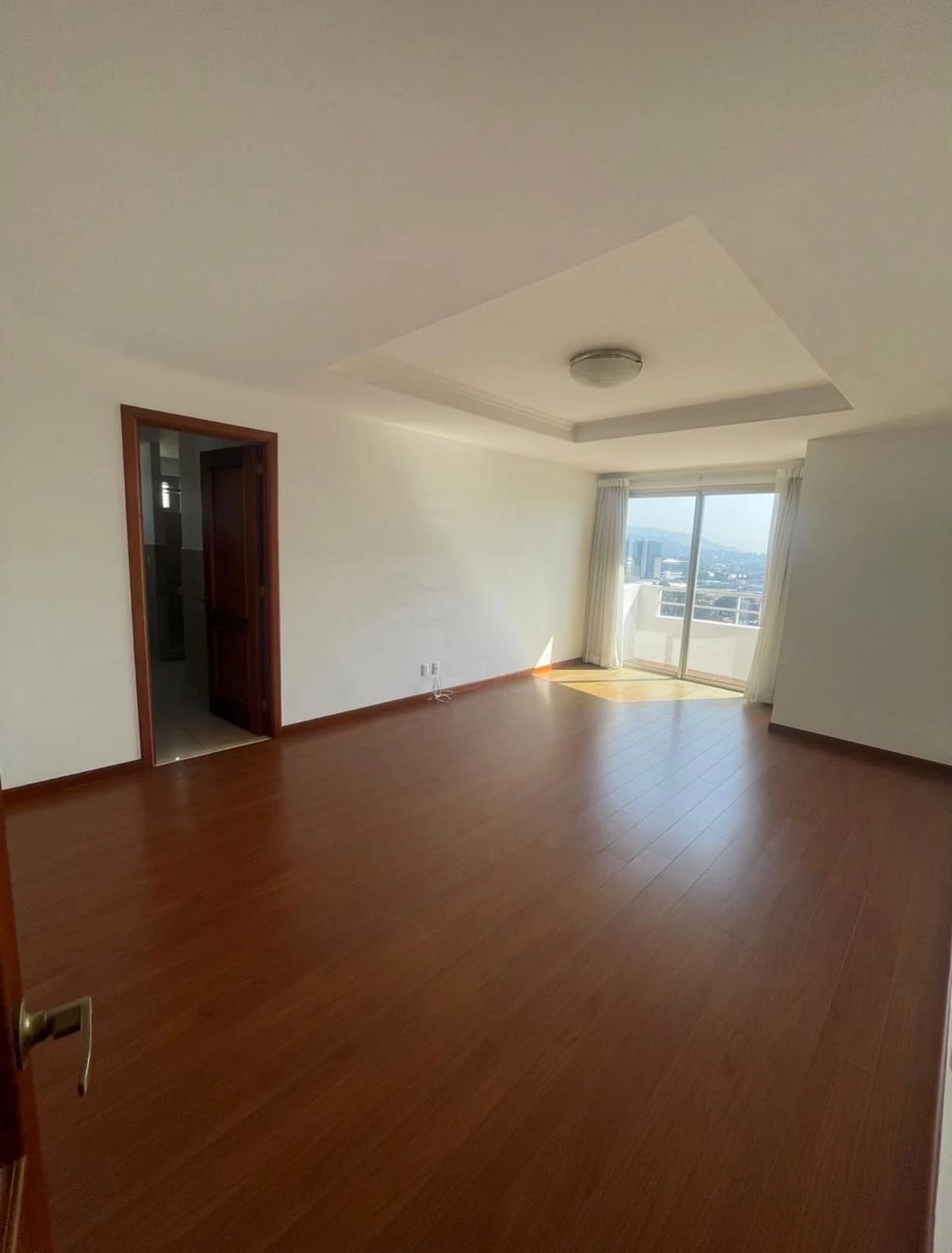 Apto en renta en zona 15 — Apartamento en Alquiler en Zona 15, Guatemala, Ciudad — foto 3 de 10