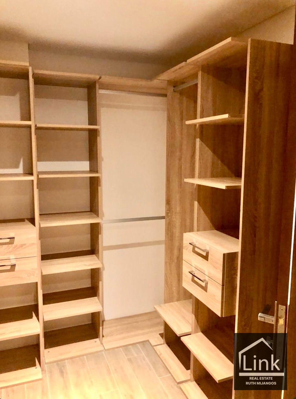 Venta De Apartamento zona 10 RESERVA OAKLAND — Apartamento en Venta en Reserva Oakland, Zona 10, Guatemala, Ciudad — foto 10 de 13