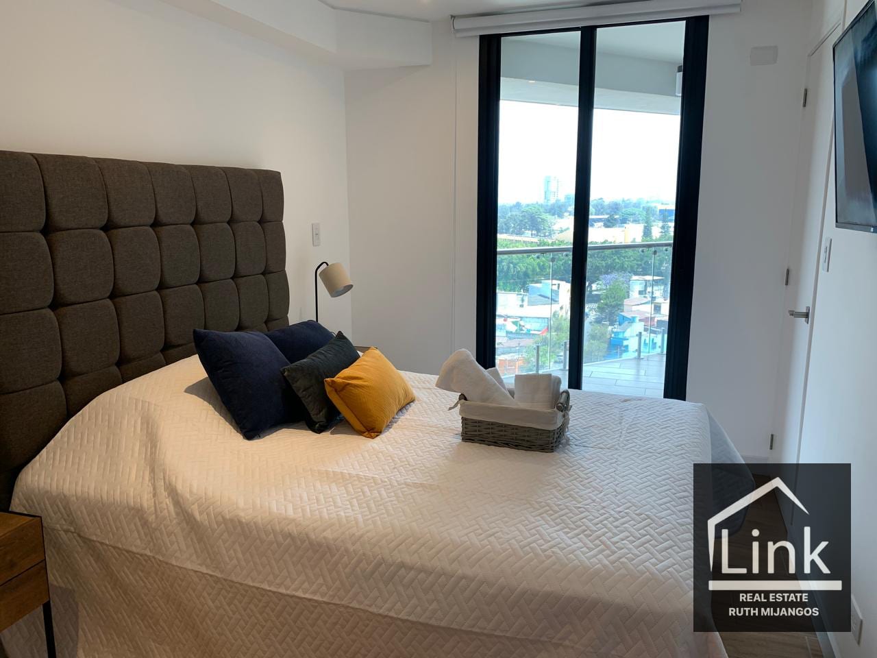 Precioso Apartamento Amueblado zona 4 QUO — Apartamento en Alquiler en QUO, Zona 4, Guatemala, Ciudad — foto 4 de 6