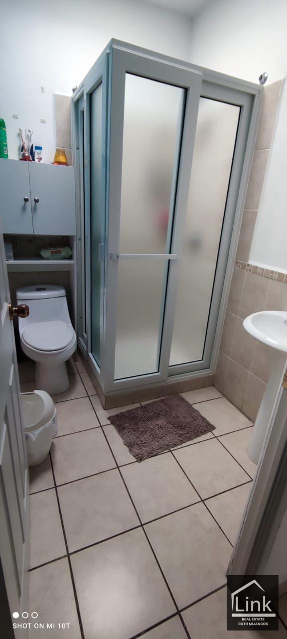 Casa en Venta Condado San Nicolás Zona 4 Mixco — Casa en Venta en Condado San Nicolás, Zona 4 Mixco, Guatemala, Ciudad — foto 9 de 17