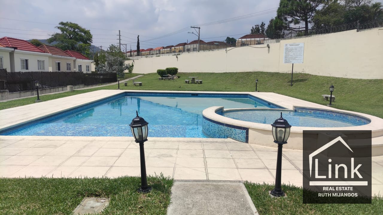 Casa en Venta Condado San Nicolás Zona 4 Mixco — Casa en Venta en Condado San Nicolás, Zona 4 Mixco, Guatemala, Ciudad — foto 14 de 17
