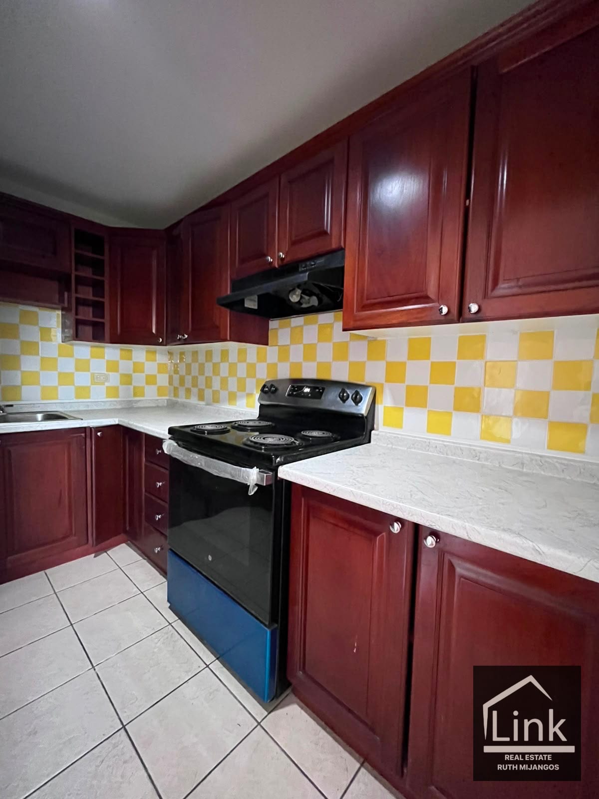 Precioso Apartamento en RENTA zona 14 — Apartamento en Alquiler en Santorini, Zona 14, Guatemala, Ciudad — foto 3 de 15